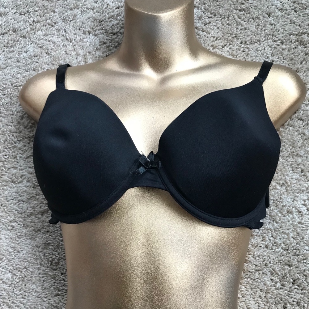 Black padded underwire bra
